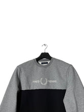 Lade das Bild in den Galerie-Viewer, Fred Perry Pullover - S
