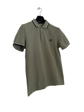 Lade das Bild in den Galerie-Viewer, Fred Perry Polo - M
