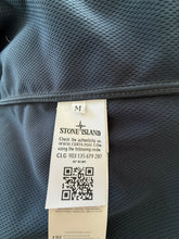 Lade das Bild in den Galerie-Viewer, Stone Island Softshell Jacke - M

