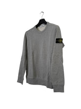 Lade das Bild in den Galerie-Viewer, Stone Island Pullover - M
