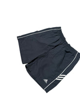 Lade das Bild in den Galerie-Viewer, Adidas Shorts - XL
