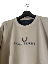 Lade das Bild in den Galerie-Viewer, Fred Perry Pullover
