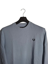 Lade das Bild in den Galerie-Viewer, Fred Perry Pullover - L
