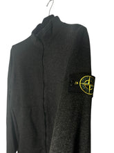 Lade das Bild in den Galerie-Viewer, Stone Island Sweatshirt Jacke - L
