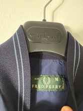 Lade das Bild in den Galerie-Viewer, Fred Perry Bomberjacke - M
