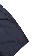 Lade das Bild in den Galerie-Viewer, Fred Perry Shorts - XXL
