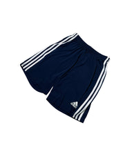 Lade das Bild in den Galerie-Viewer, Adidas Shorts - S
