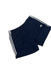 Lade das Bild in den Galerie-Viewer, Adidas Shorts - XXL
