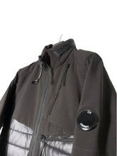 Lade das Bild in den Galerie-Viewer, CP Company Steppjacke - M
