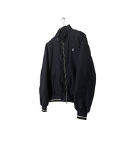 Lade das Bild in den Galerie-Viewer, Fred Perry Jacke - XL
