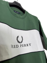 Lade das Bild in den Galerie-Viewer, Fred Perry Pullover - L
