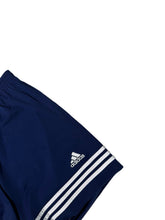 Lade das Bild in den Galerie-Viewer, Adidas Shorts - L
