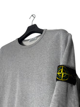 Lade das Bild in den Galerie-Viewer, Stone Island Pullover
