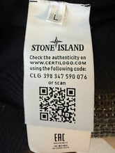Lade das Bild in den Galerie-Viewer, Stone Island Sweatshirt Jacke - L
