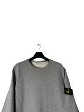 Lade das Bild in den Galerie-Viewer, Stone Island Pullover - L

