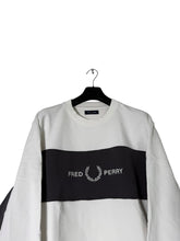 Lade das Bild in den Galerie-Viewer, Fred Perry Pullover - L
