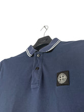 Lade das Bild in den Galerie-Viewer, Stone Island Polo - M
