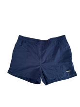Lade das Bild in den Galerie-Viewer, Adidas Equipment Shorts
