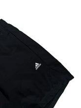 Lade das Bild in den Galerie-Viewer, Adidas Shorts - XL
