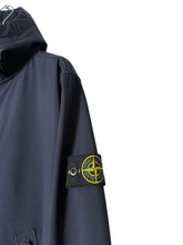 Lade das Bild in den Galerie-Viewer, Stone Island Softshell Jacke - XXL
