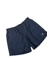 Lade das Bild in den Galerie-Viewer, Adidas Shorts
