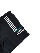 Lade das Bild in den Galerie-Viewer, Adidas Vintage Shorts
