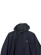 Lade das Bild in den Galerie-Viewer, Fred Perry Jacke - M
