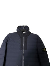 Lade das Bild in den Galerie-Viewer, Stone Island Steppjacke - L
