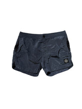 Lade das Bild in den Galerie-Viewer, Stone Island Badehose - M
