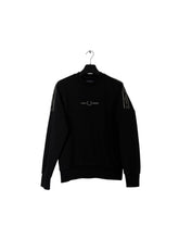 Lade das Bild in den Galerie-Viewer, Fred Perry Pullover - M
