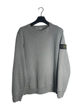 Lade das Bild in den Galerie-Viewer, Stone Island Pullover - L
