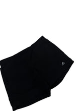 Lade das Bild in den Galerie-Viewer, Adidas Shorts - XL
