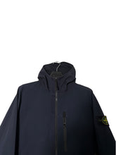 Lade das Bild in den Galerie-Viewer, Stone Island Softshell Jacke - M
