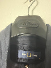 Lade das Bild in den Galerie-Viewer, Fred Perry Halfzip - M
