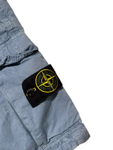 Lade das Bild in den Galerie-Viewer, Stone Island Cargo Shorts - W34
