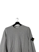 Lade das Bild in den Galerie-Viewer, Stone Island Sweatshirt - L
