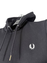 Lade das Bild in den Galerie-Viewer, Fred Perry Hoodie - M
