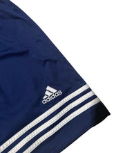Lade das Bild in den Galerie-Viewer, Adidas Shorts - M
