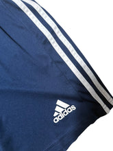 Lade das Bild in den Galerie-Viewer, Adidas Shorts
