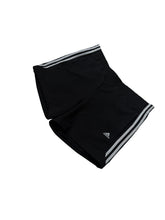 Lade das Bild in den Galerie-Viewer, Adidas Shorts - XL
