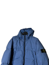 Lade das Bild in den Galerie-Viewer, Stone Island Daunenjacke - L
