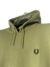 Lade das Bild in den Galerie-Viewer, Fred Perry Hoodie - L
