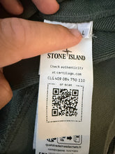 Lade das Bild in den Galerie-Viewer, Stone Island Hoodie - L
