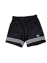 Lade das Bild in den Galerie-Viewer, Adidas Shorts
