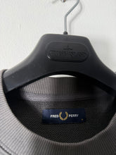 Lade das Bild in den Galerie-Viewer, Fred Perry Pullover - M
