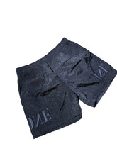 Lade das Bild in den Galerie-Viewer, Stone Island Badehose - L
