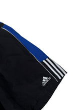 Lade das Bild in den Galerie-Viewer, Adidas Shorts - L
