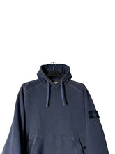 Lade das Bild in den Galerie-Viewer, Stone Island Dust Treatment Hoodie
