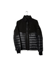 Lade das Bild in den Galerie-Viewer, CP Company Steppjacke - M
