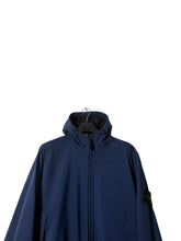 Lade das Bild in den Galerie-Viewer, Stone Island Softshell Jacke - XL
